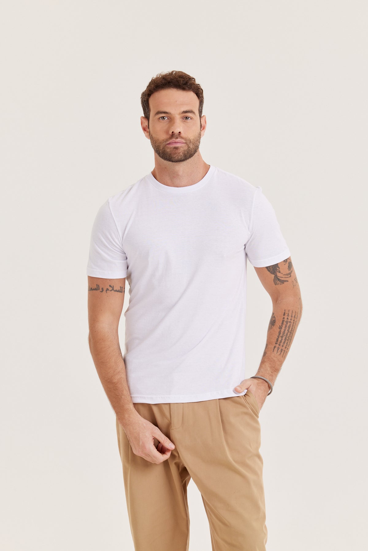 Camiseta Básica - Branco